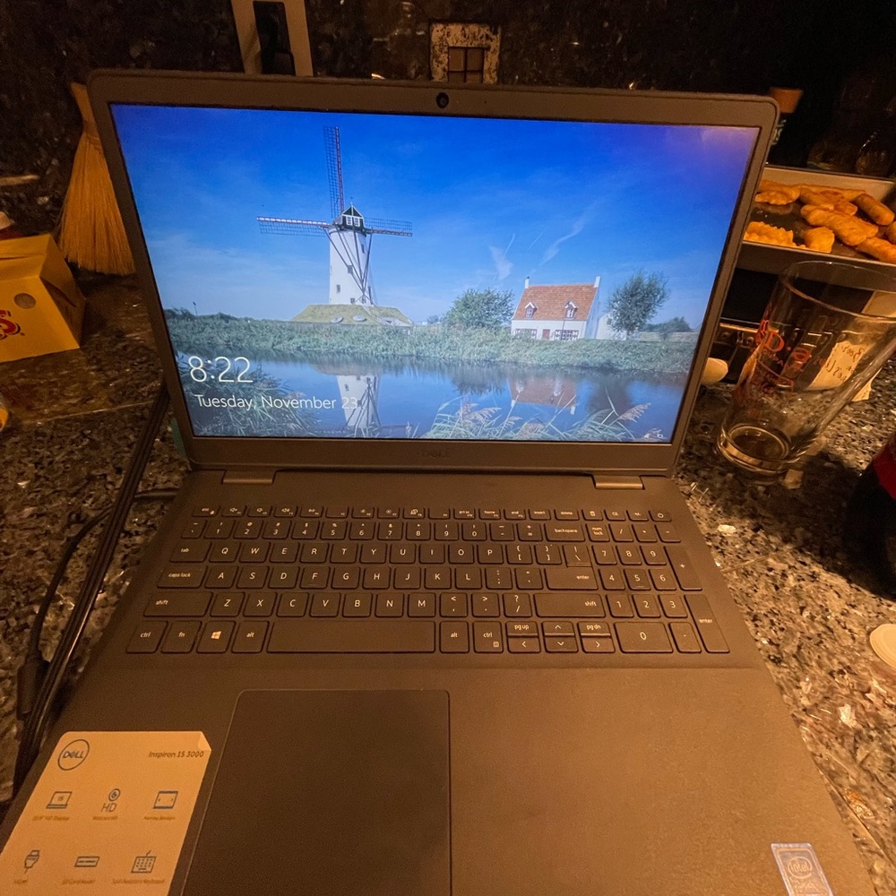 dell Inspiron 15 3000 series i5